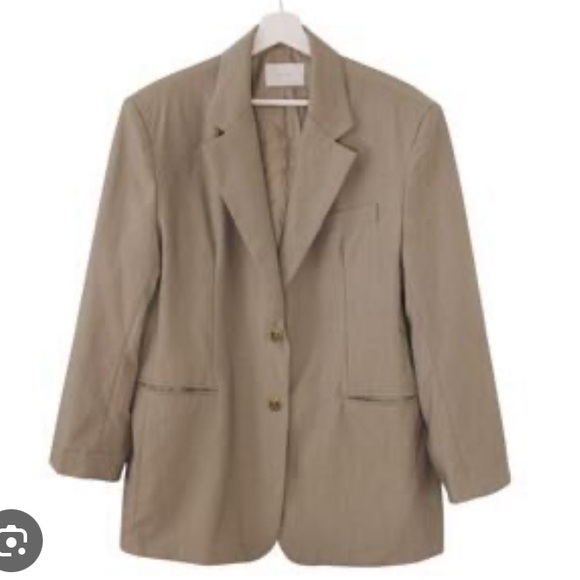 OAK + FORT Jackets & Blazers - OAK + FORT Beige Single-Breasted Blazer